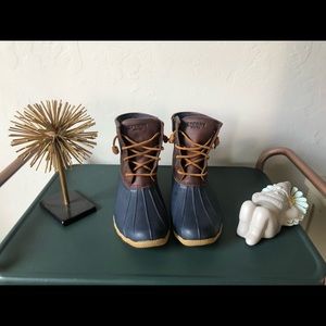 SPERRY Duck Boots: Waterproof & Insulated